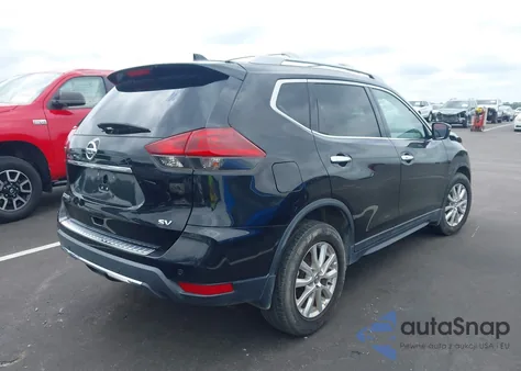 2020 Nissan Rogue Sv Fwd z USA, uszkodzony, nr VIN 5N1AT2MT5LC777476